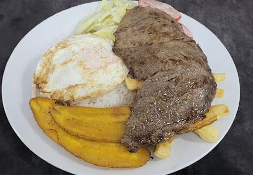 Sados - Restaurante Criollo