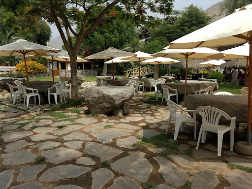 Mesa de Piedra - Restaurante Cultural