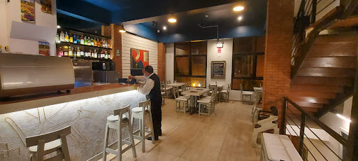 Mama Olla Restaurant