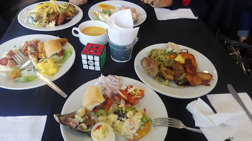 María Pastor cevichería