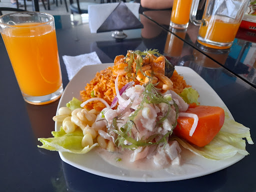 Cevichería "LA BARCA"