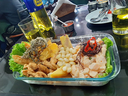 Restaurante Cevichería "Charlie"