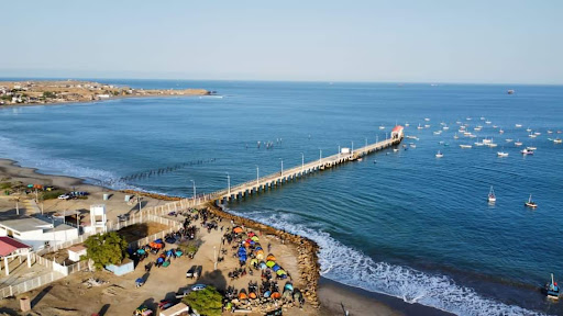 Muelle De Playa Lobitos