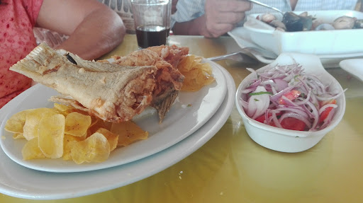 Cevicheria El CARAJO LATIN SHOW