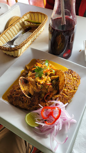 Restaurante Cevichería La Almudena